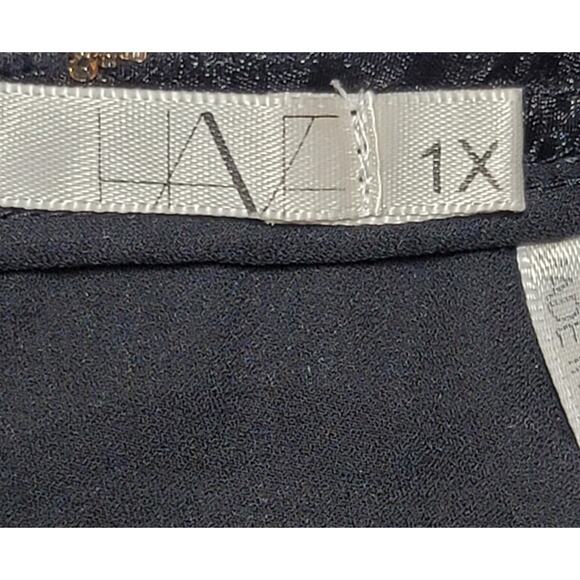 HAE Black Halter Beaded Round Neckline 1X Lightweight Flowy Soft Keyhole Back - Picture 4 of 5